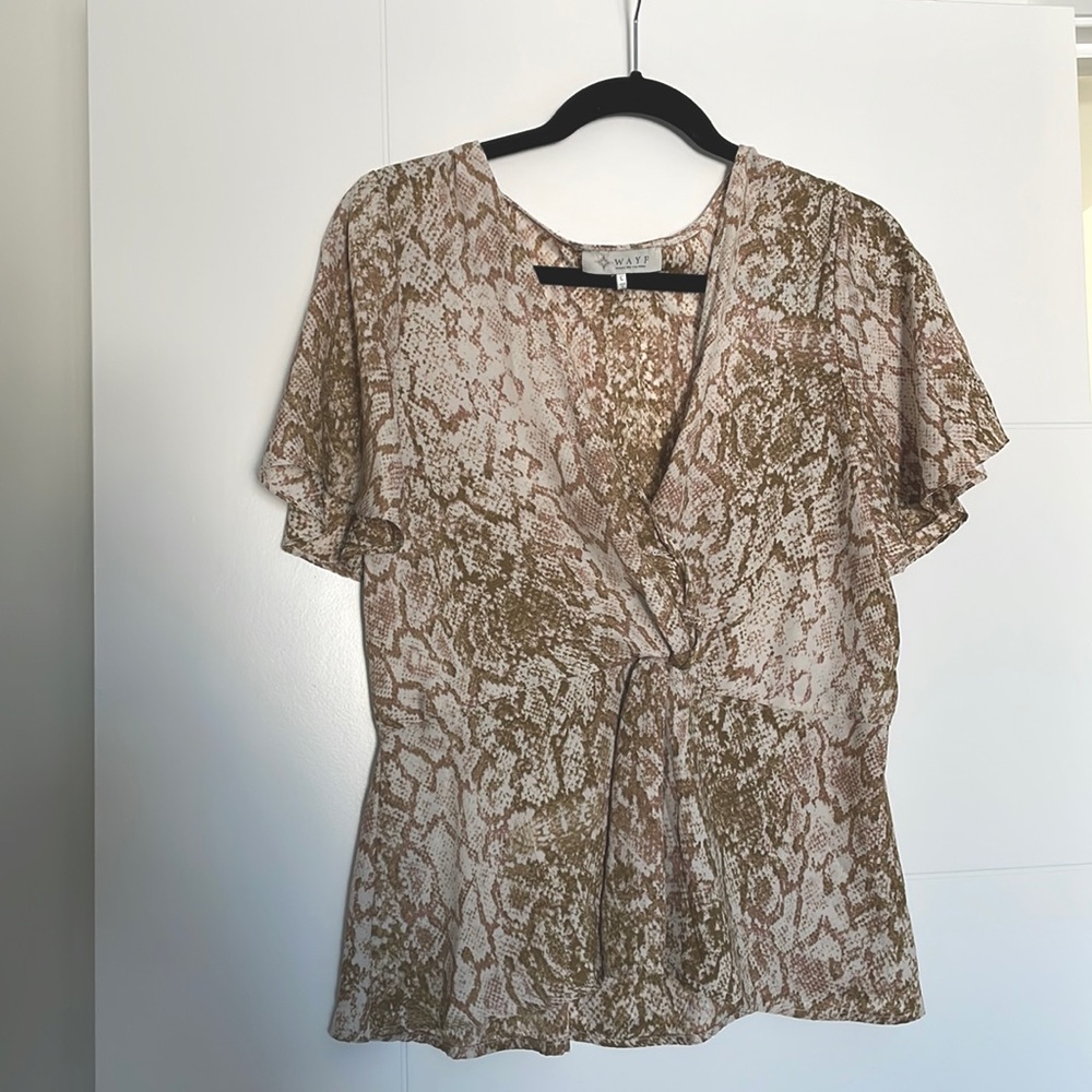 WAYF snake print knot top size L